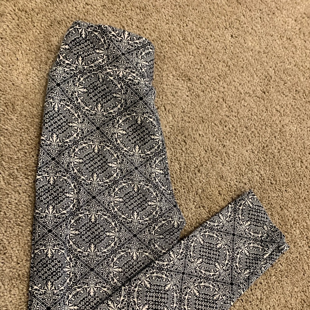 LuLaRoe tween leggings